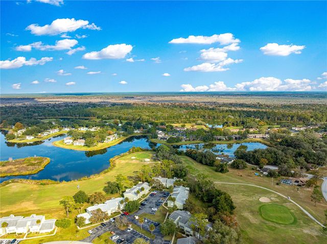 584 FAIRWAYS CIRCLE A, Ocala, FL 34472