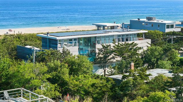 55 Lewis Walk, Cherry Grove, NY 11782