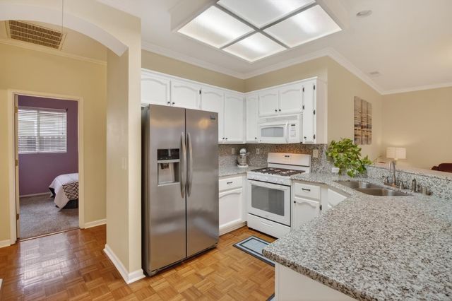 9149 Irish Gold Way, Sacramento, CA 95826