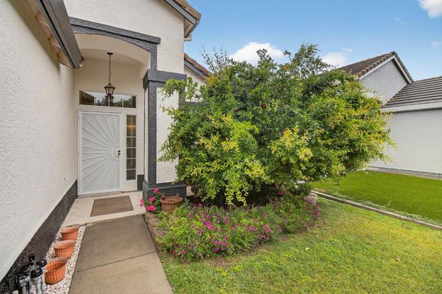 9149 Irish Gold Way, Sacramento, CA 95826