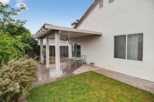 9149 Irish Gold Way, Sacramento, CA 95826