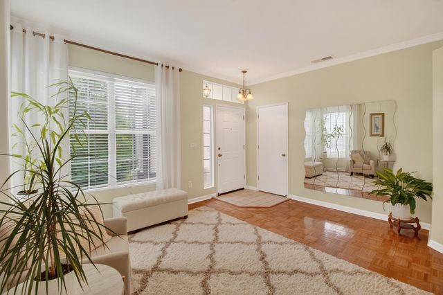 9149 Irish Gold Way, Sacramento, CA 95826