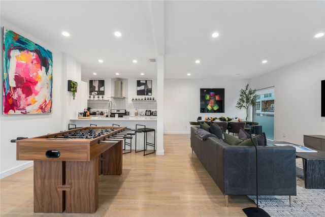 1002 Mobile Street 1, Dallas, TX 75208