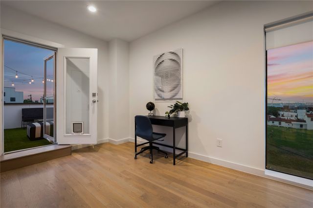 1002 Mobile Street 1, Dallas, TX 75208