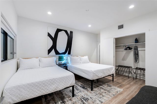 1002 Mobile Street 1, Dallas, TX 75208