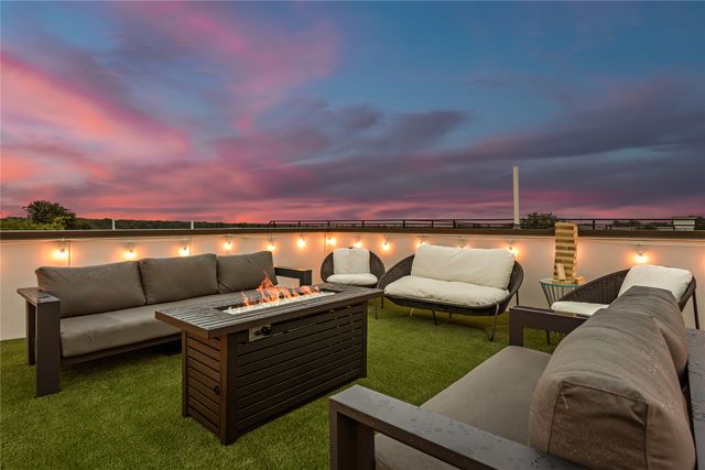 1002 Mobile Street 1, Dallas, TX 75208