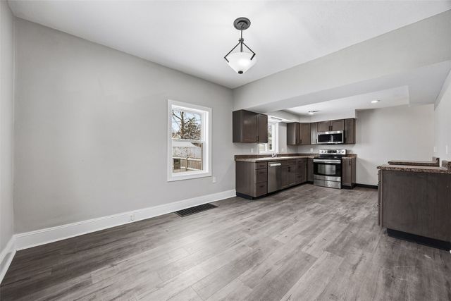 1624 Greene Avenue NE, Cedar Rapids, IA 52402