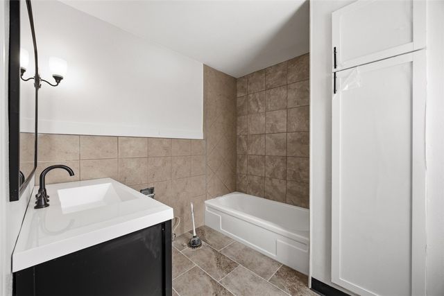 1624 Greene Avenue NE, Cedar Rapids, IA 52402