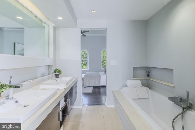 1429 5TH ST NW, Washington, DC 20001