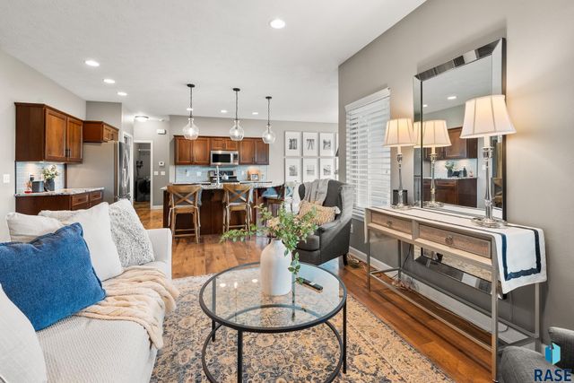 8216 W 51st St, Sioux Falls, SD 57106
