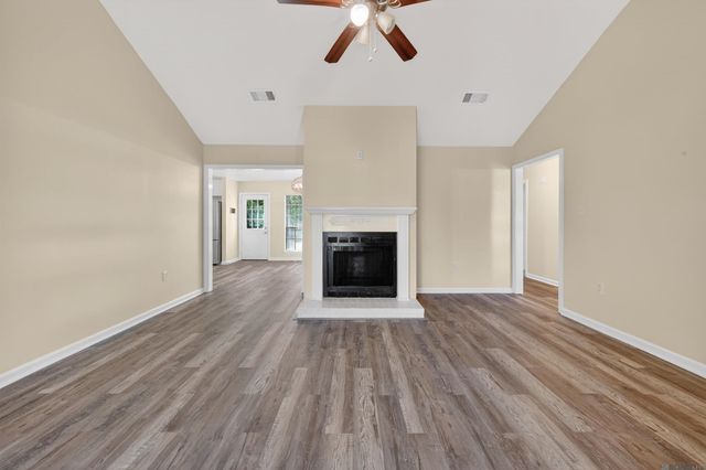 8722 Loch Fyne Ave, Baker, LA 70714