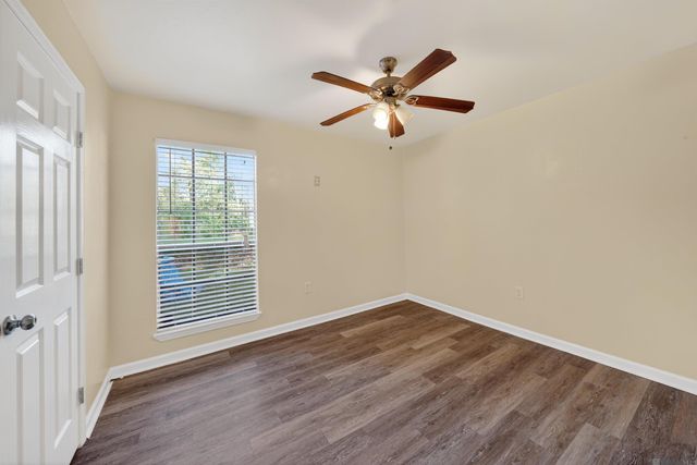 8722 Loch Fyne Ave, Baker, LA 70714