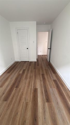 8019 Birmingham Street A, Houston, TX 77028