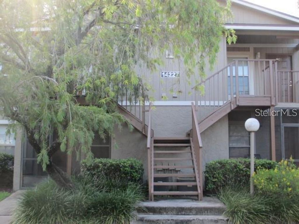 14227 SHADOW MOSS LANE 102, Tampa, FL 33613
