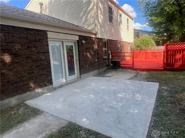 6200 Weybridge Drive, Dayton, OH 45426