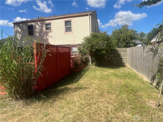 6200 Weybridge Drive, Dayton, OH 45426