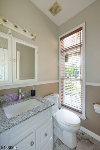 7 Newell St, Hillsborough Twp., NJ 08844
