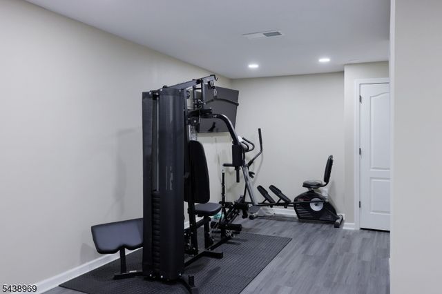 7 Newell St, Hillsborough Twp., NJ 08844