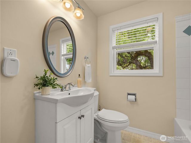 2402 N Stevens Street, Tacoma, WA 98406