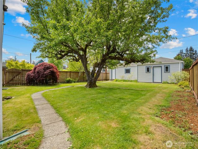 2402 N Stevens Street, Tacoma, WA 98406