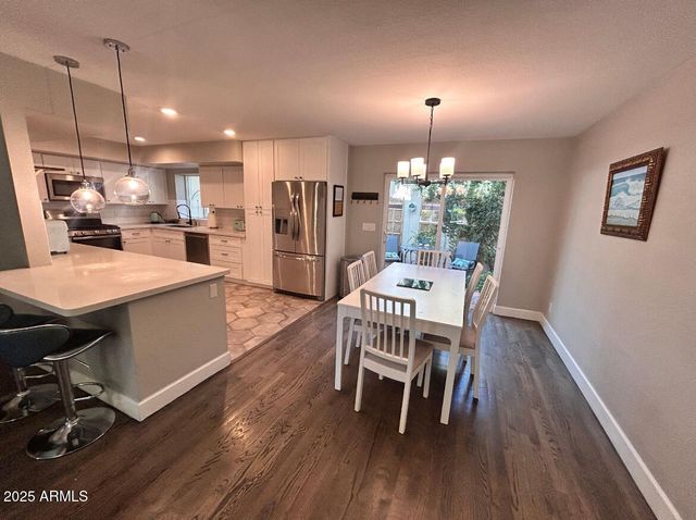 7752 E CAMELBACK Road, Scottsdale, AZ 85251