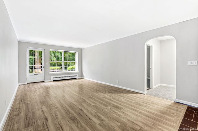 22 Alden Place 22, Bronxville, NY 10708