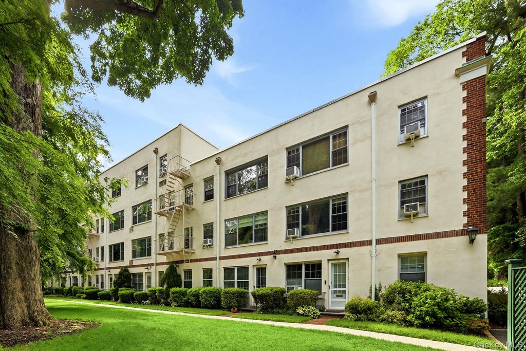 22 Alden Place 22, Bronxville, NY 10708