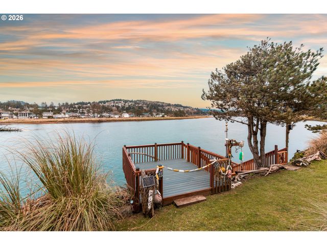 35395 SUNSET Dr, Pacific City, OR 97135