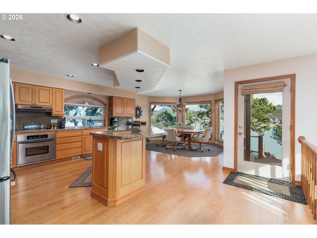35395 SUNSET Dr, Pacific City, OR 97135