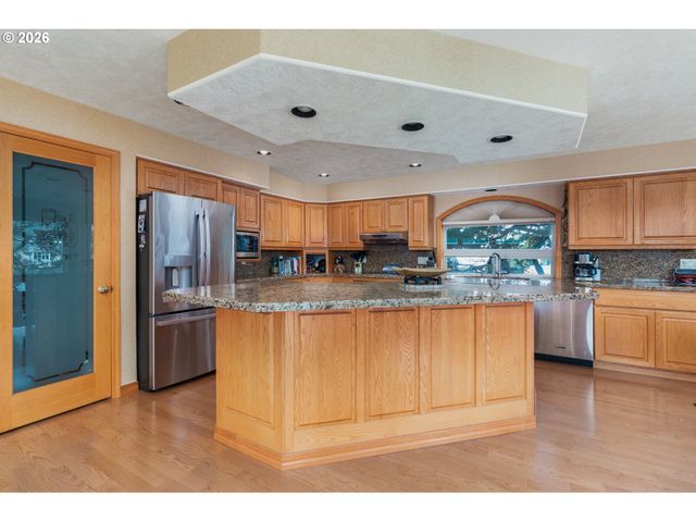 35395 SUNSET Dr, Pacific City, OR 97135