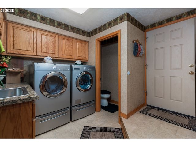 35395 SUNSET Dr, Pacific City, OR 97135