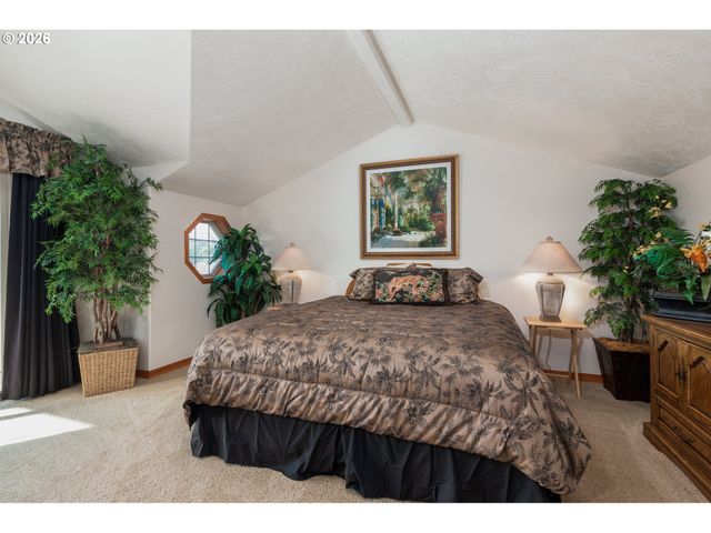 35395 SUNSET Dr, Pacific City, OR 97135