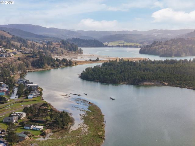 35395 SUNSET Dr, Pacific City, OR 97135