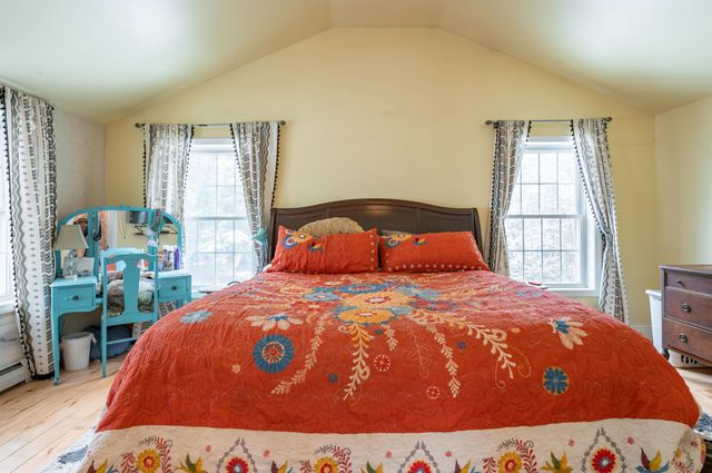 133 Raymond Road, Deerfield, NH 03037