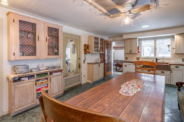 133 Raymond Road, Deerfield, NH 03037