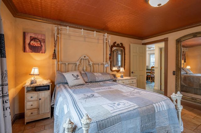 133 Raymond Road, Deerfield, NH 03037