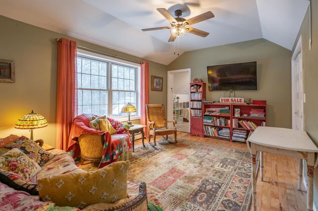 133 Raymond Road, Deerfield, NH 03037