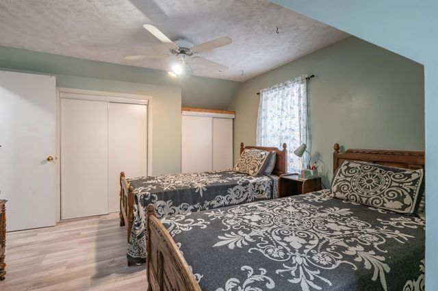 133 Raymond Road, Deerfield, NH 03037