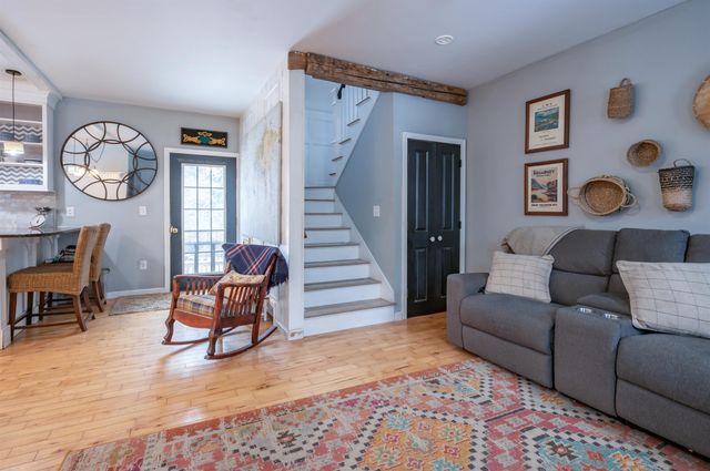 133 Raymond Road, Deerfield, NH 03037