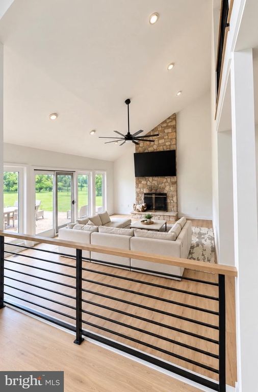 71 HIDDEN COVE DR, SOUTHAMPTON, PA 18966 — photo 3