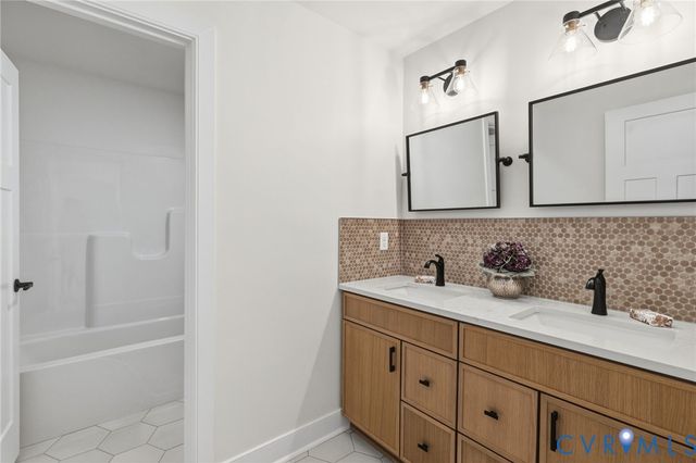 2191 Youngstown Rd, Goochland, VA 23063