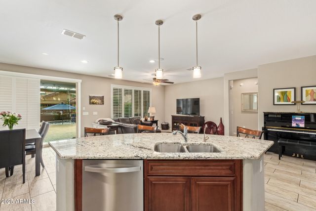 7391 W STONY QUAIL Way, Florence, AZ 85132