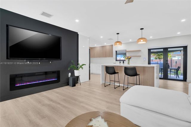 14265 SW 105th Ct, Miami, FL 33176