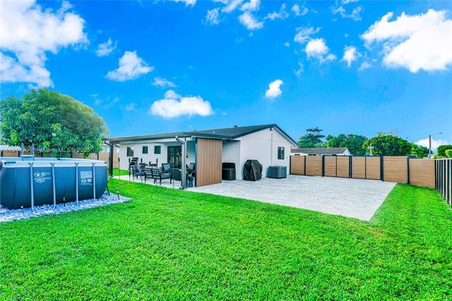 14265 SW 105th Ct, Miami, FL 33176