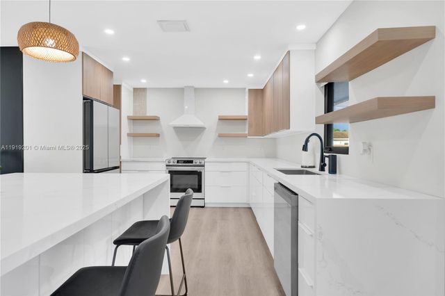 14265 SW 105th Ct, Miami, FL 33176