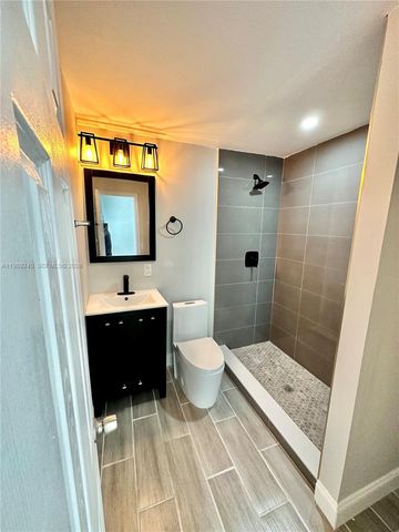 2600 NE 8th Ave, Pompano Beach, FL 33064