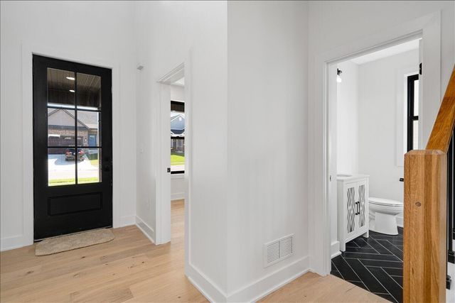 1069 Squirrel Nest Lane, Lexington, KY 40509