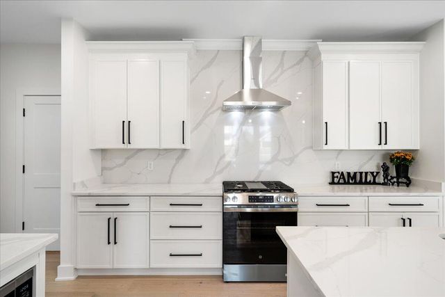 1069 Squirrel Nest Lane, Lexington, KY 40509