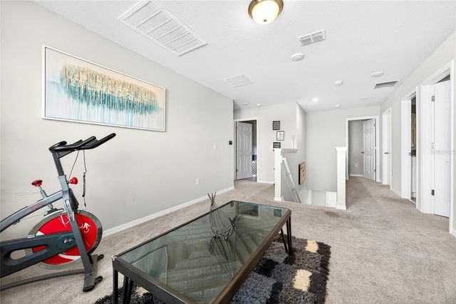 953 CAMBRIDGE DRIVE, Winter Haven, FL 33881