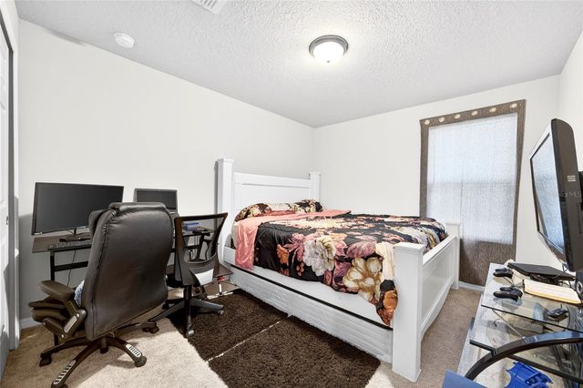 953 CAMBRIDGE DRIVE, Winter Haven, FL 33881